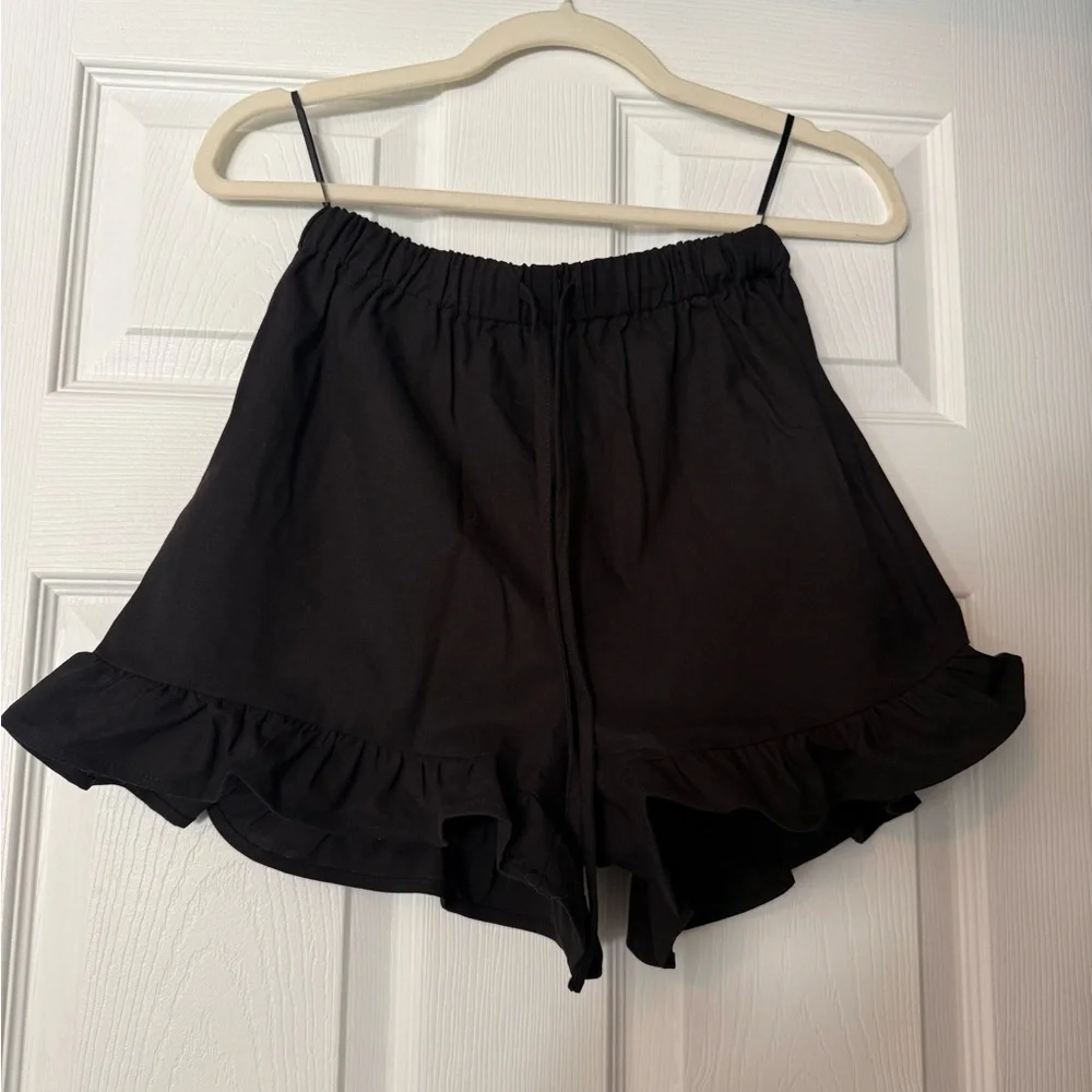 Commense Black Ruffle-Trim Short Set Size XS NWT - Picture 4 of 5